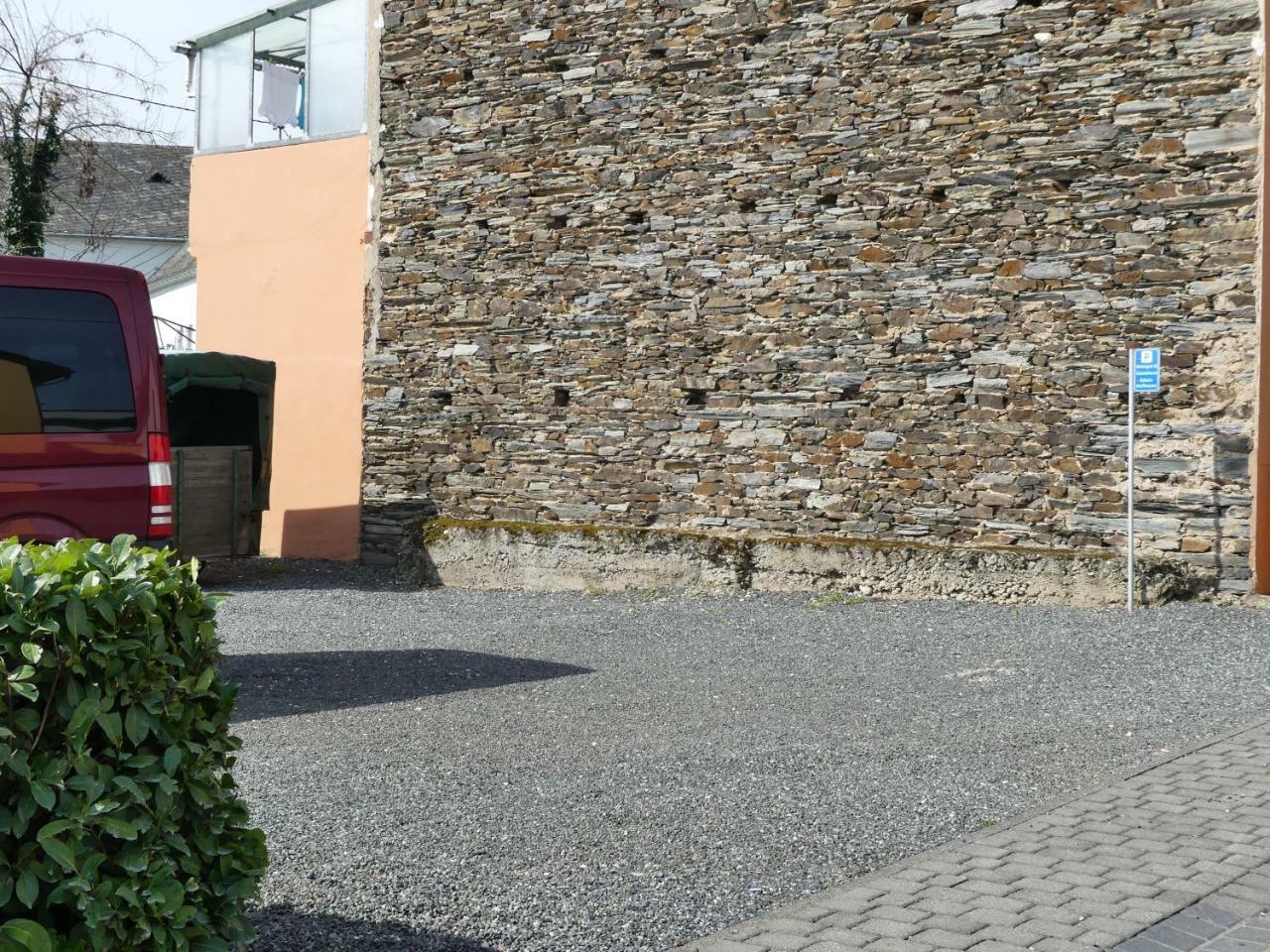 Weingut & Gaestehaus Edwin Hoffmann Trittenheim Exterior foto